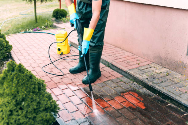 Best Restaurant Pressure Washing  in Utica, NY